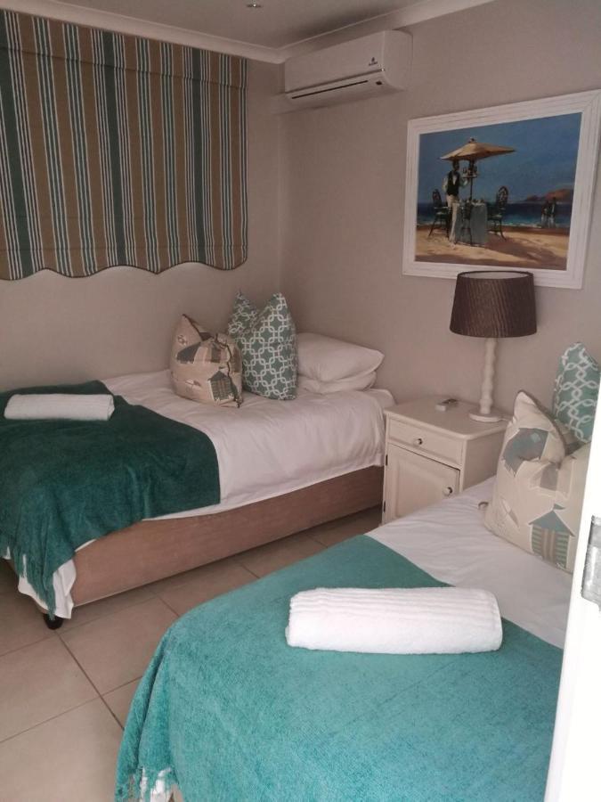 8a Oyster Crescent * Durban